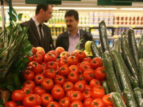 Producătorii de conserve din legume, aduşi la sapă de lemn de retaileri