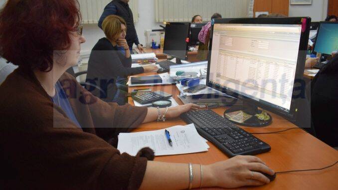 Functionari APIA