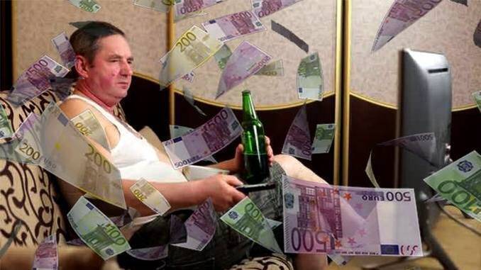 Fermier de canapea cu ploaie de bani