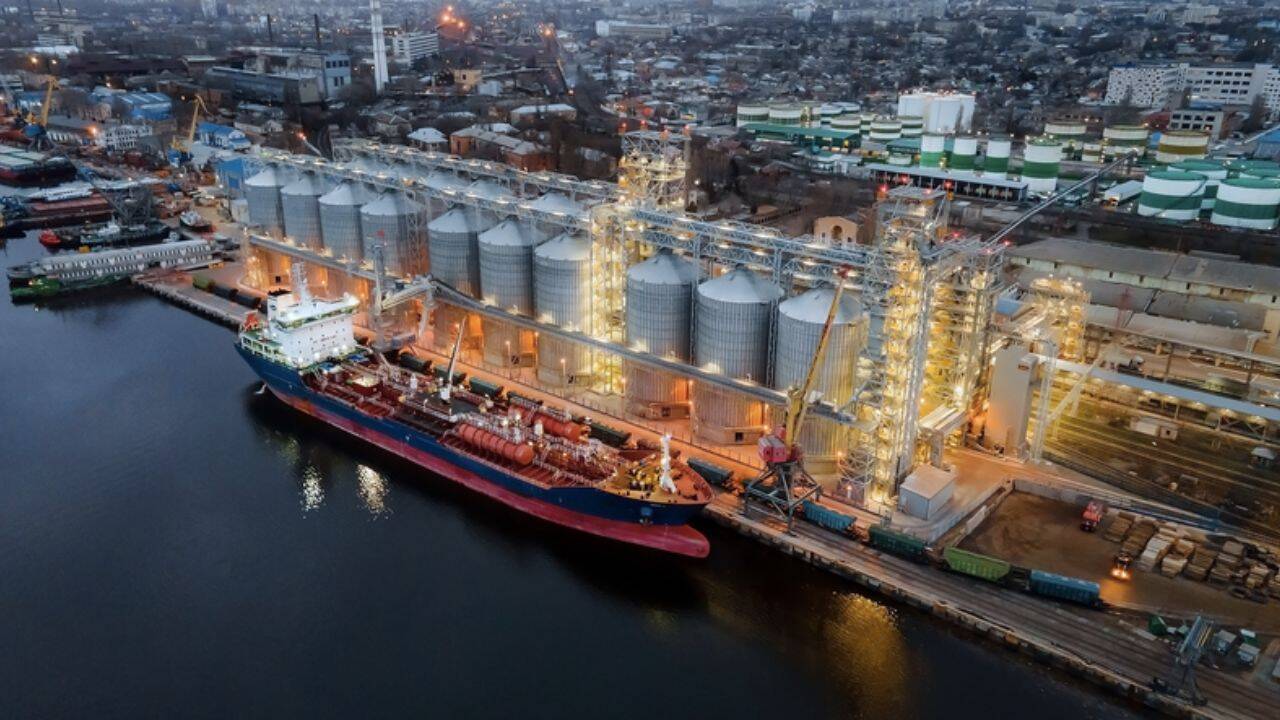 un vas in port